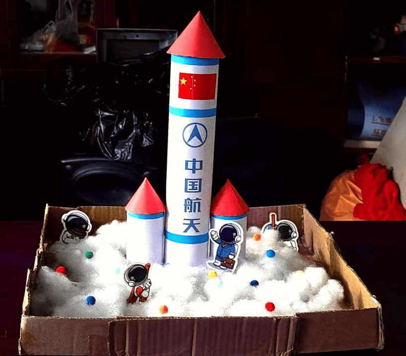 航天火箭模型手工制作，探索宇宙的起点，手工制作航天火箭模型，探索宇宙的启航之旅