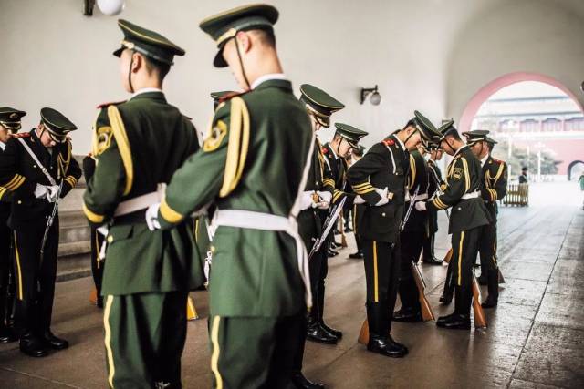 北京国旗护卫队，荣耀与使命的象征，北京国旗护卫队，荣耀与使命的守护者