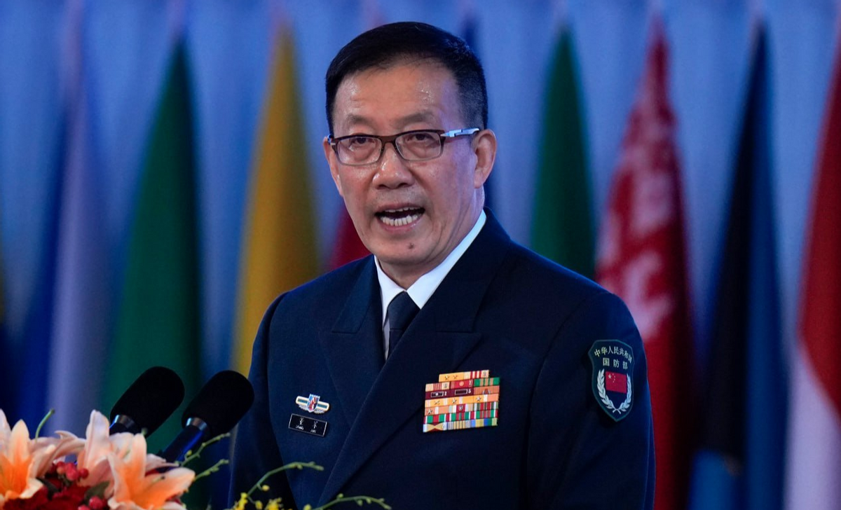 我国新任防长董军的简历，新任防长董军简历揭秘