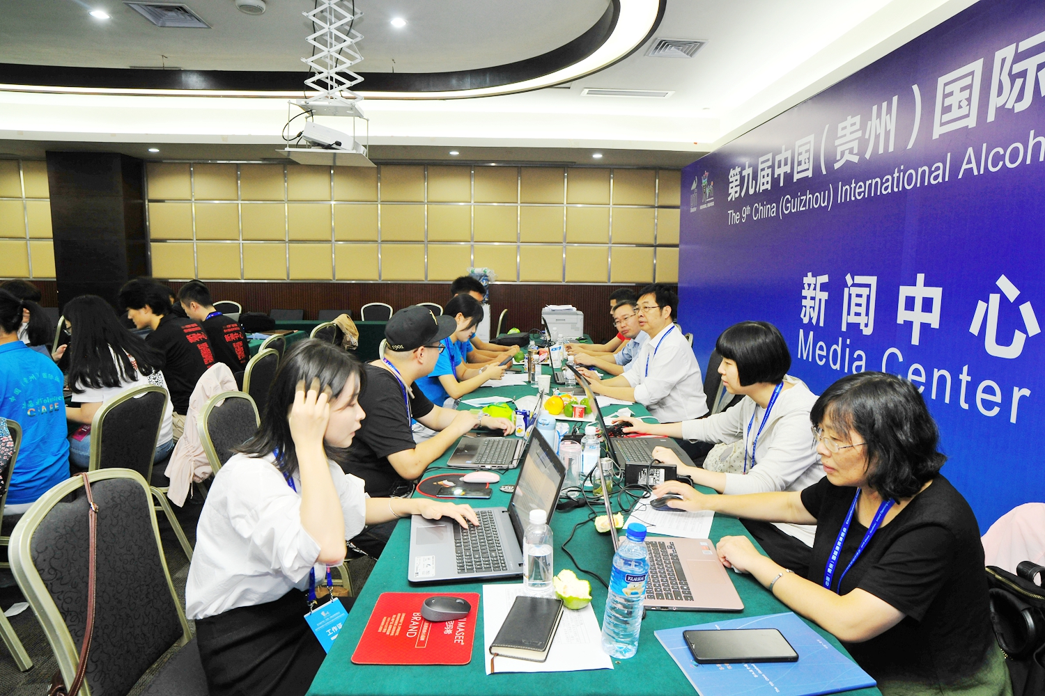 新闻中心，信息汇聚与传播的枢纽，新闻中心，信息汇聚与传播的枢纽地
