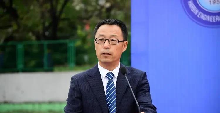国防大学校长是什么级别的领导者？，国防大学校长级别，国家级高级领导者解析