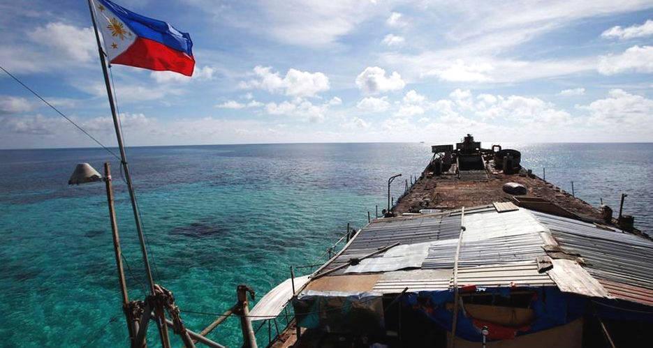 美国海军新一代航母下水仪式，里根号航母的辉煌启航，美国海军新一代航母下水仪式，里根号航母启航辉煌时刻