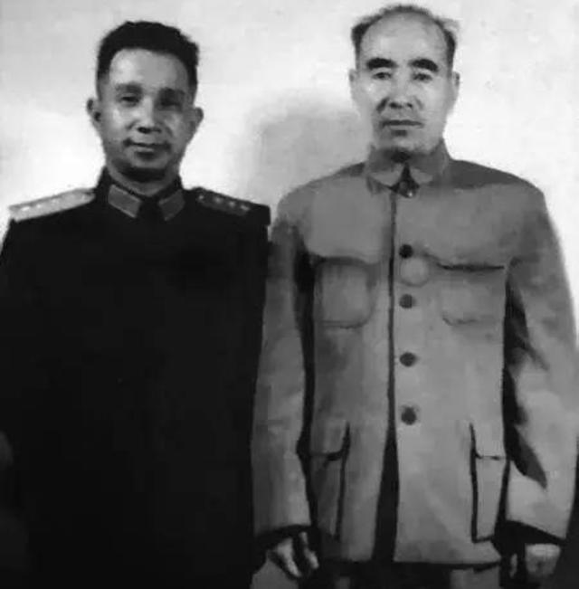 谁是解放海南岛的总指挥，解放海南岛战役总指挥是谁？