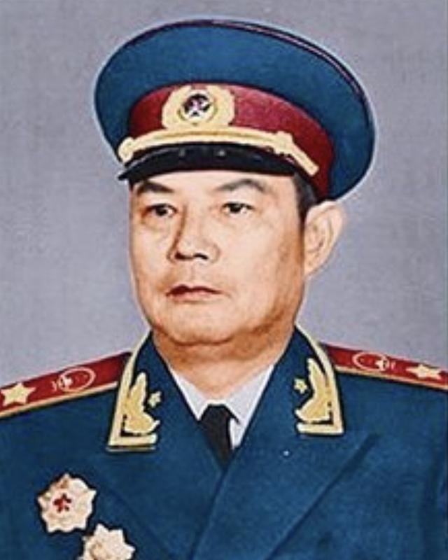 八一勋章的荣辱史，揭秘被取消勋章的背后故事，八一勋章背后的荣辱变迁，揭秘取消勋章的隐秘故事