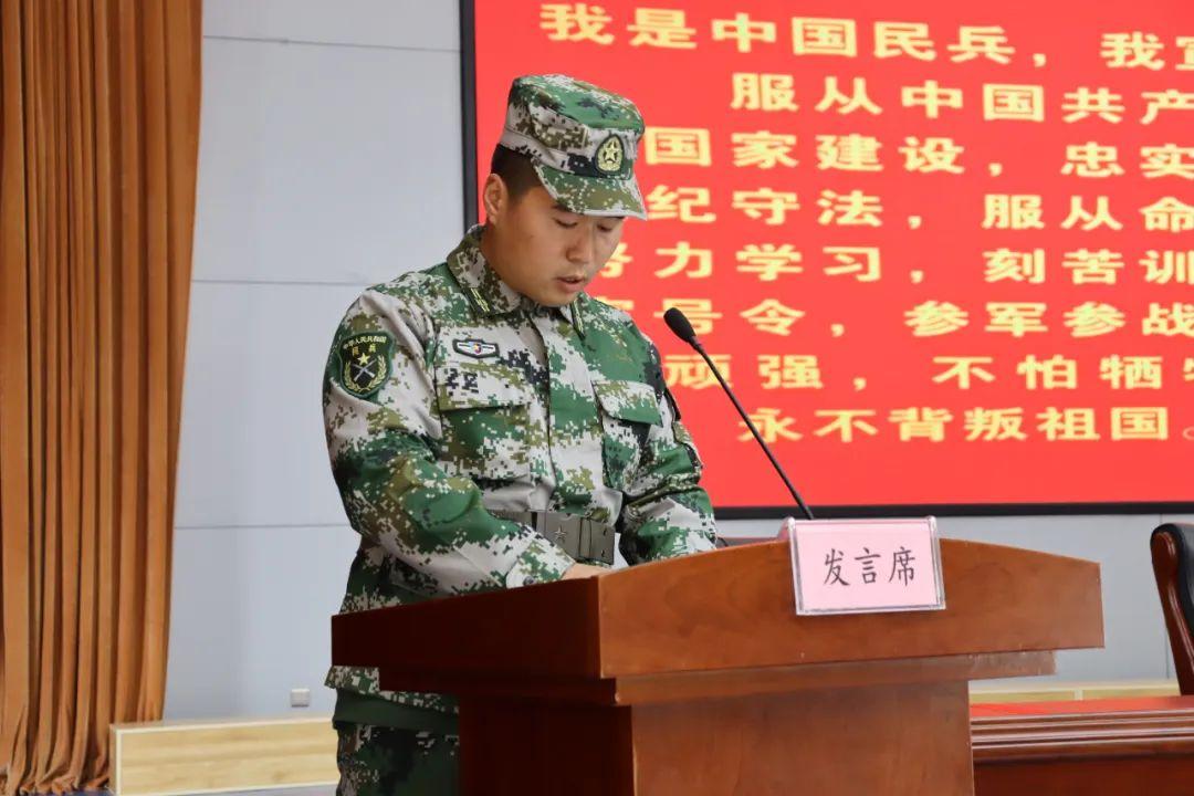 探索未来战场时尚，揭秘全新设计的2023款陆军迷彩服，揭秘未来战场时尚，全新设计的2023款陆军迷彩服探索