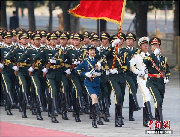 马克龙访华，三军仪仗队的庄严时刻，马克龙访华，三军仪仗队的庄严迎宾时刻