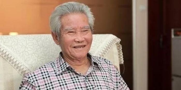彭士禄与黄旭华，两代核潜艇巨匠的辉煌人生，两代核潜艇巨匠彭士禄与黄旭华的辉煌人生传奇