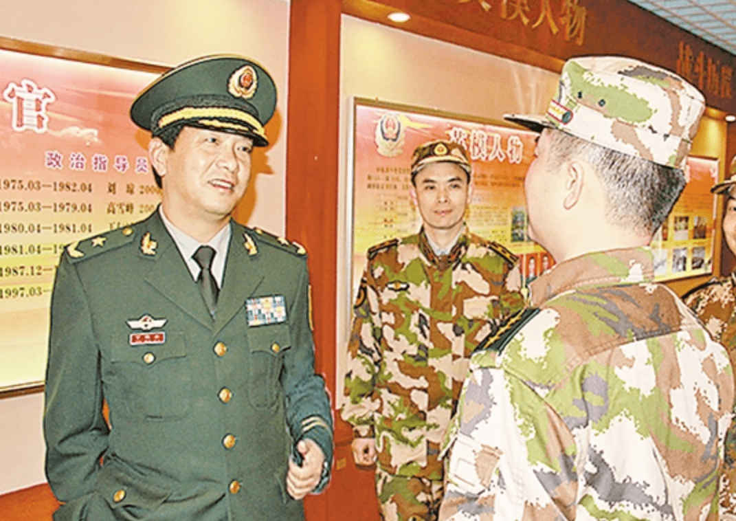 丁晓兵儿子的成长之路，丁晓兵儿子成长轨迹，一路奋斗与蜕变