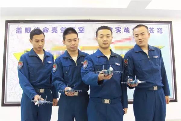 突击直升机，空中力量的锐利尖刀，突击直升机，空中力量的锐利先锋