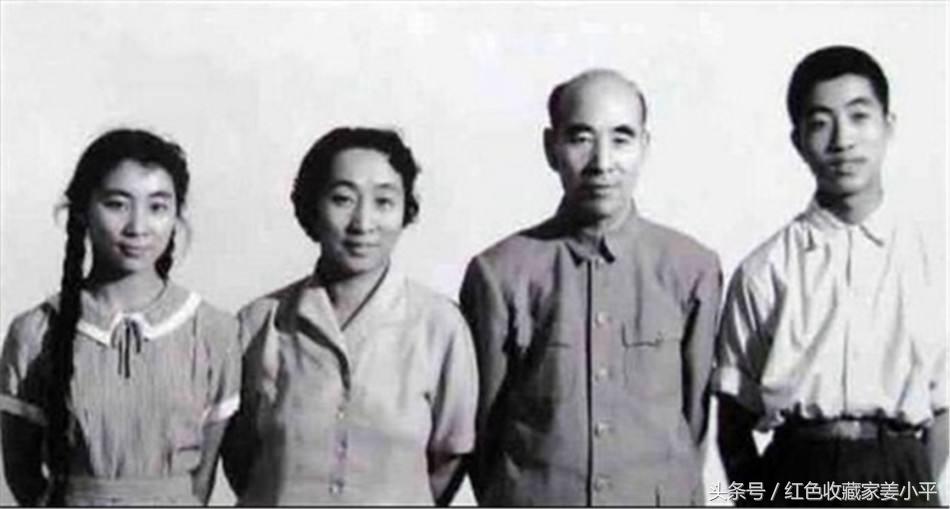 中国空军装备部部长，引领空军装备现代化建设的核心力量，中国空军装备部部长，引领空军装备现代化建设的核心力量领航者