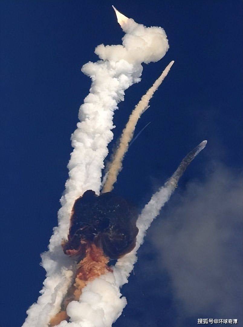 火箭发射升空爆炸，探索宇宙的惊险之旅，火箭发射升空爆炸，宇宙探索之旅的惊险瞬间