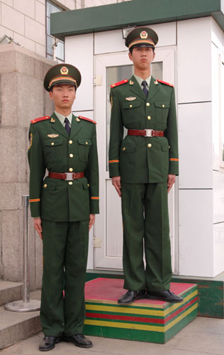 武警礼服军装照图片，展现荣耀与责任，武警礼服军装照，荣耀与责任的展现