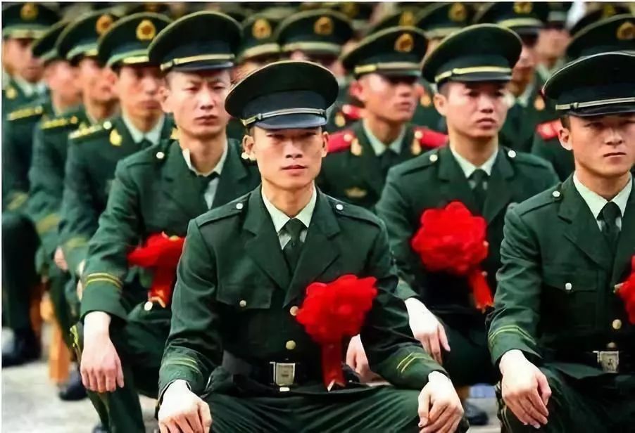 关于秋季征兵条件与时间的探讨——以2021年为例，2021年秋季征兵条件与时间解析，征兵季节的探讨