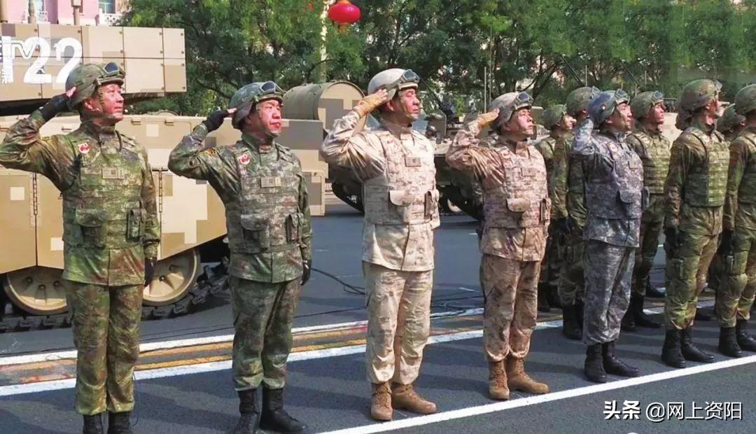 中国二一式星空迷彩服，探索军事服饰的先进科技与传统文化融合之美，中国二一式星空迷彩服，军事服饰的先进科技与传统文化融合之美探索
