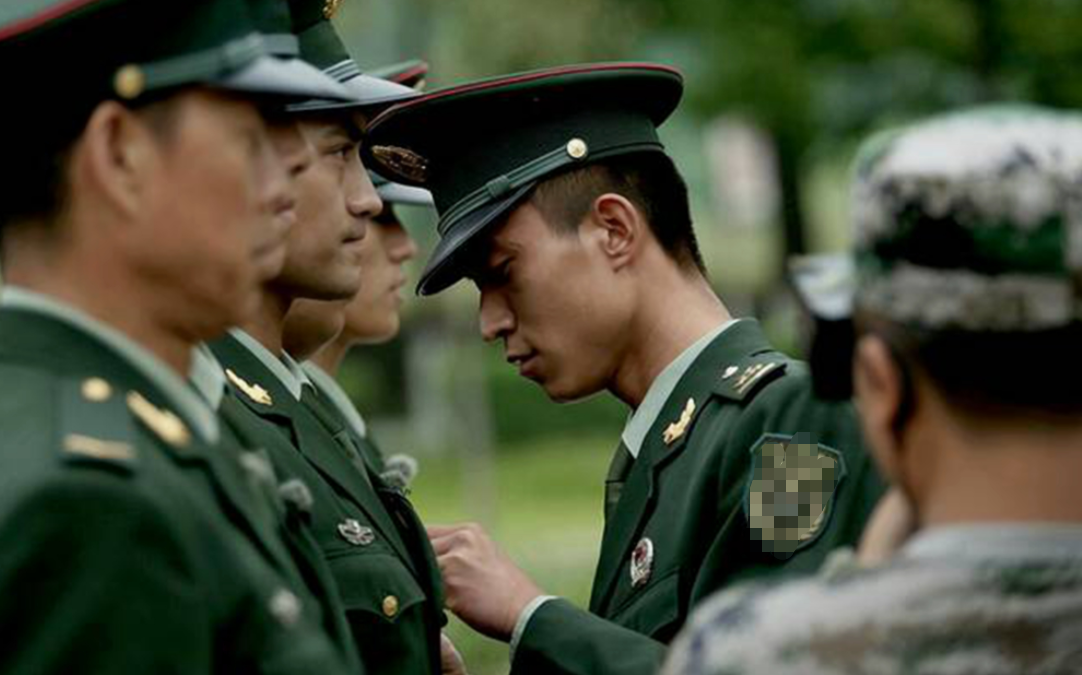 一个军的编制是多少人，中国军队的组织架构与人员配置，揭秘中国军队的组织架构与人员配置，一个军究竟有多少人？