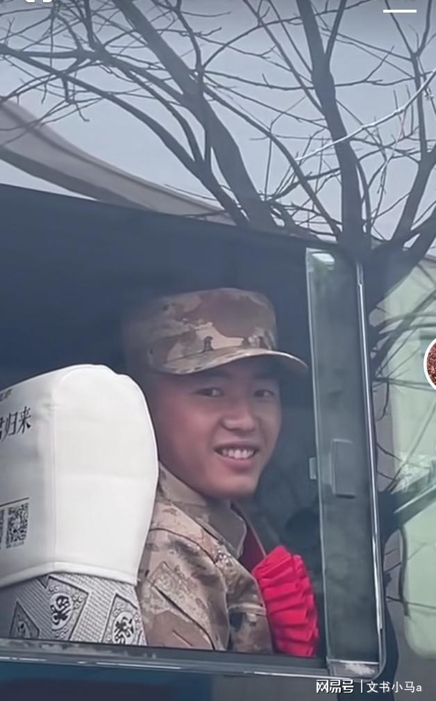 激发未来战士的热血青春，一部鼓励孩子当兵的视频，青春热血，激发未来战士潜能，鼓励孩子投身军旅的启示视频
