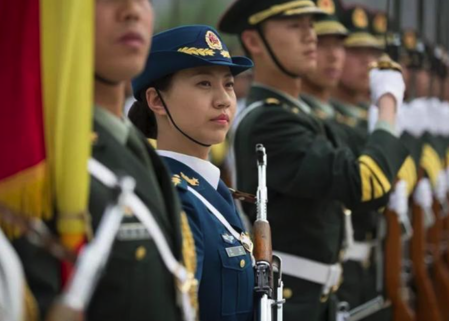 三军仪仗队程诚少校，荣耀与担当的象征，三军仪仗队程诚少校，荣耀与担当的典范