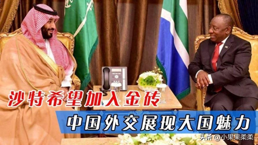 航空母舰模型正侧面，设计与工艺的完美结合，航空母舰模型设计与工艺，正侧面完美融合展现风采