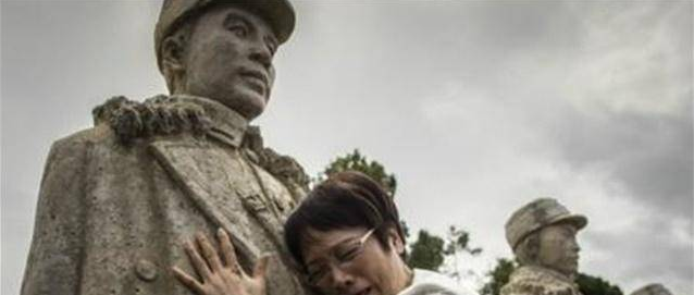 集团军司令与军长，职责与权力的差异，集团军司令与军长，职责与权力差异解析