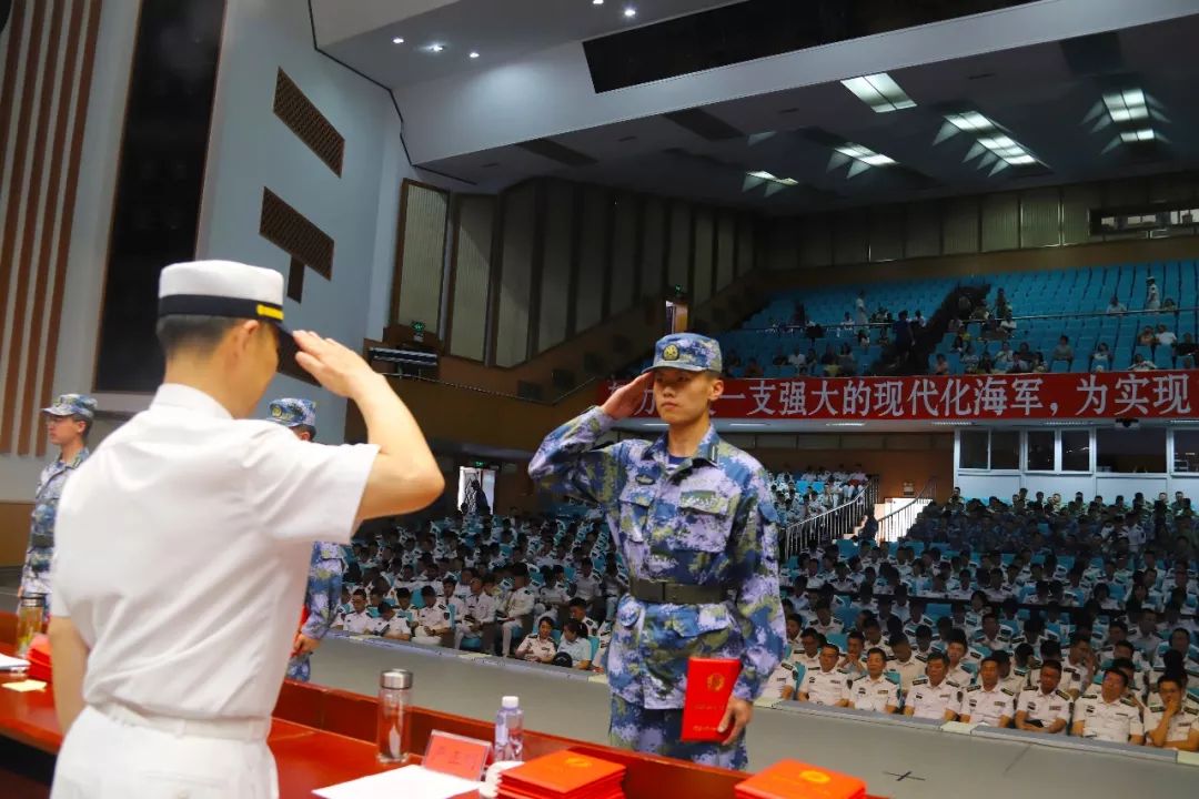 陈行军与大连舰艇学院，海军英才的摇篮，陈行军与海军英才摇篮，大连舰艇学院培养海军精英人才之路
