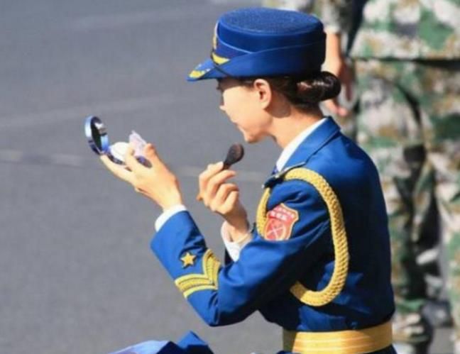 中国人民解放军三军仪仗队女兵，新时代的光辉使者，中国人民解放军三军仪仗队女兵，新时代的光辉使者形象