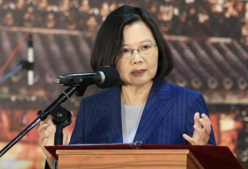 历史与现实交织
