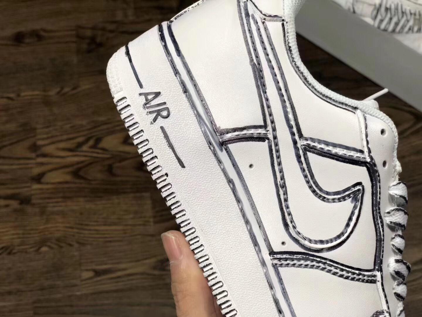 Nike空军一号纯白，时尚与经典的完美结合，Nike空军一号纯白，时尚与经典的绝妙融合