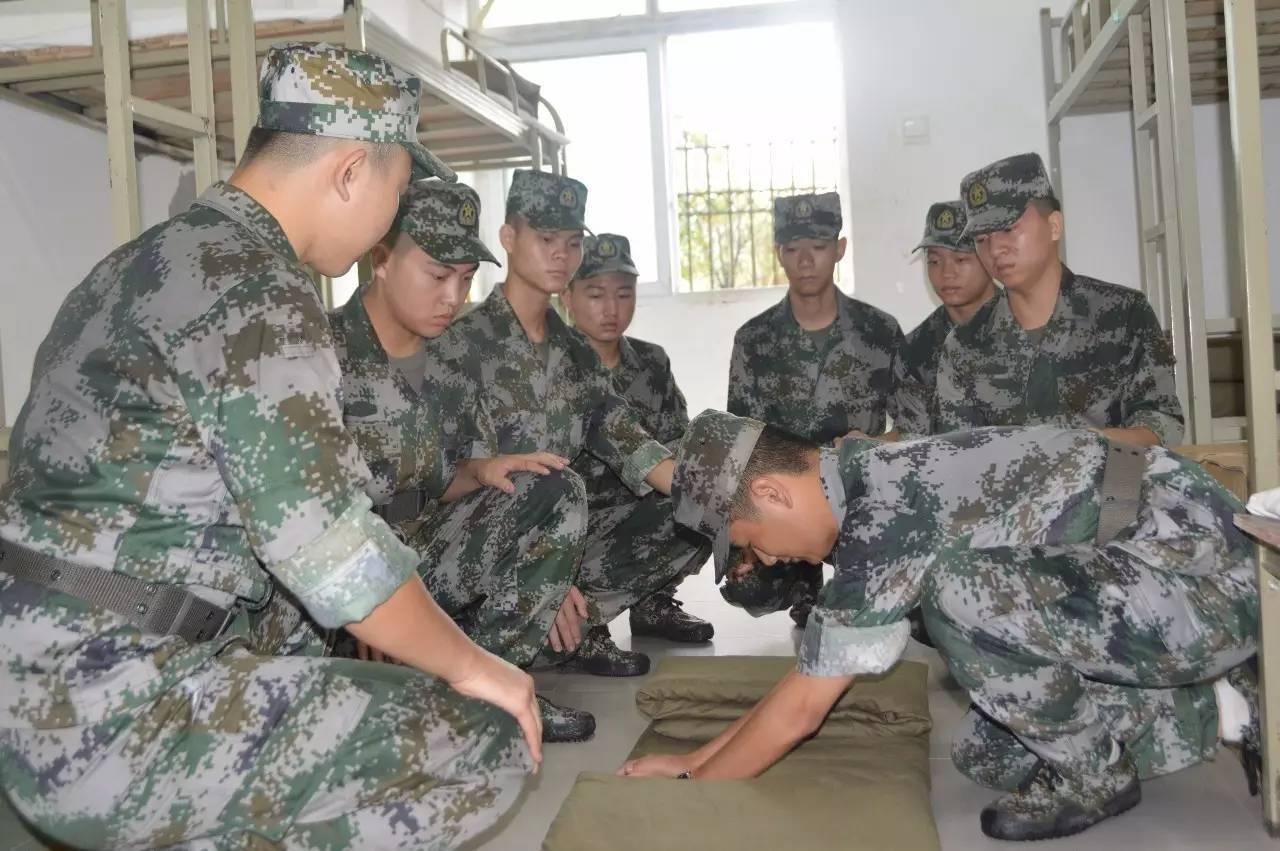 新兵成老兵，军旅生涯中的蜕变之路，军旅生涯中的蜕变，新兵成长为老兵的历程