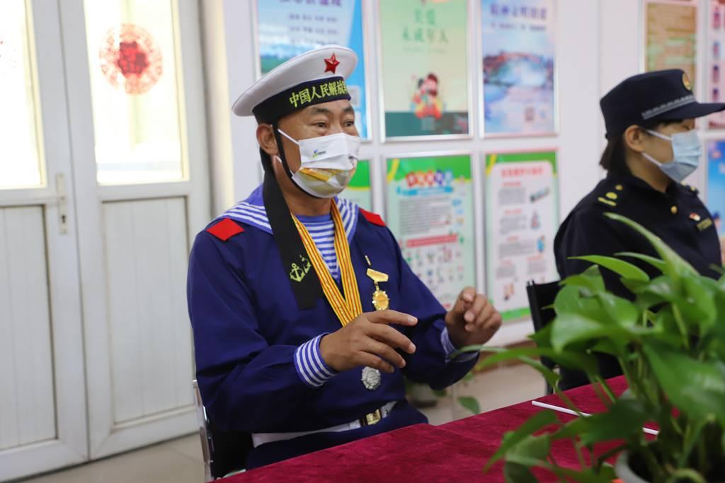 海军成立70周年海上阅兵与奖章的光辉历程，海军成立70周年海上阅兵，奖章的光辉历程