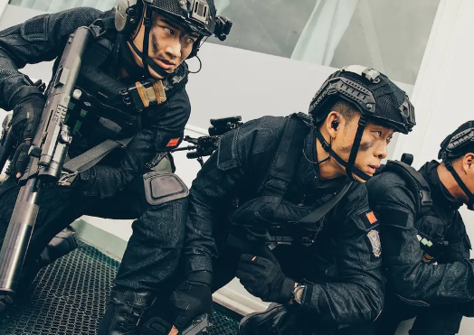 电影蛟龙突击队，英勇无畏的特种作战传奇，特种传奇，蛟龙突击队的英勇作战之路