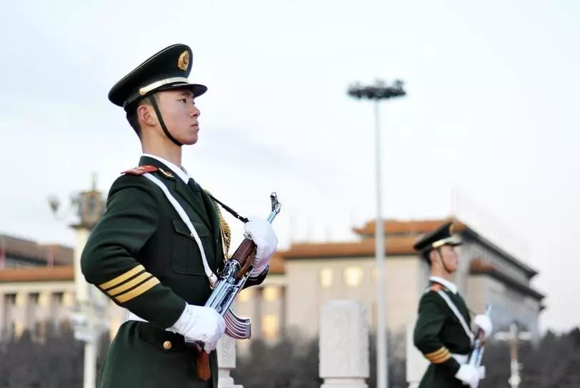 国旗护卫队与三军仪仗队，荣耀的象征与国家的骄傲，国旗护卫队与三军仪仗队，国家荣耀的象征与骄傲