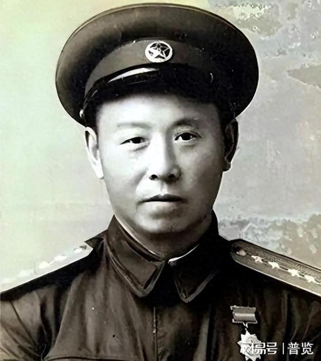 副司令王重光简介，一位卓越将领的生平与贡献，副司令王重光，卓越将领的生平、贡献与传奇故事简介