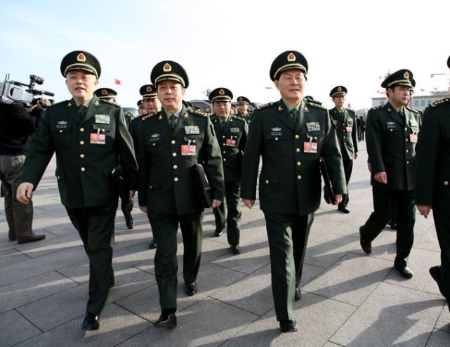军长能否调动警卫连，军事组织与指挥权的探讨，军长与警卫连的指挥权，军事组织与指挥机制探讨