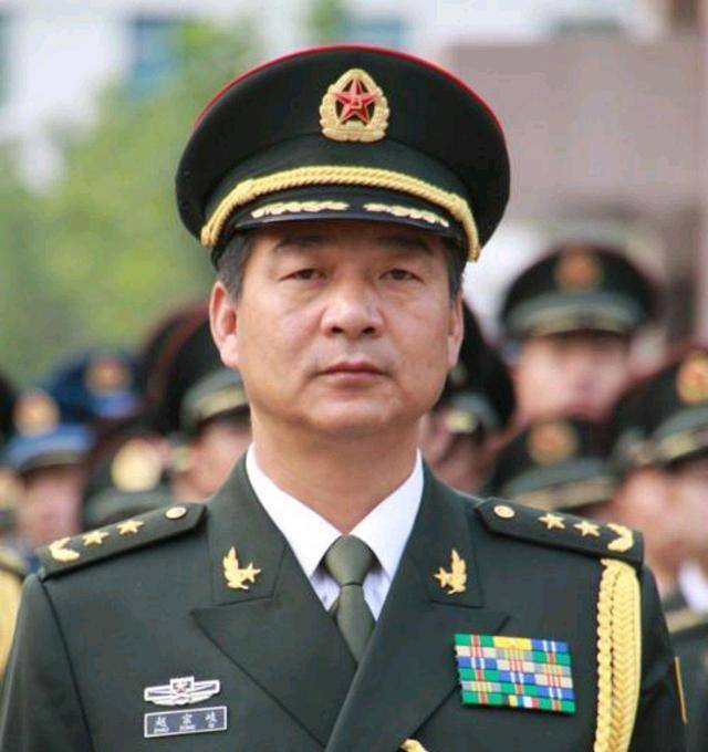 揭秘十四集团军军长，一位将领的荣耀与担当，揭秘十四集团军军长，将领的荣耀与担当之路
