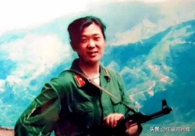 老山最美女兵图片，英勇与美丽的完美结合，老山最美女兵图片，英勇与美丽的战士风采展示