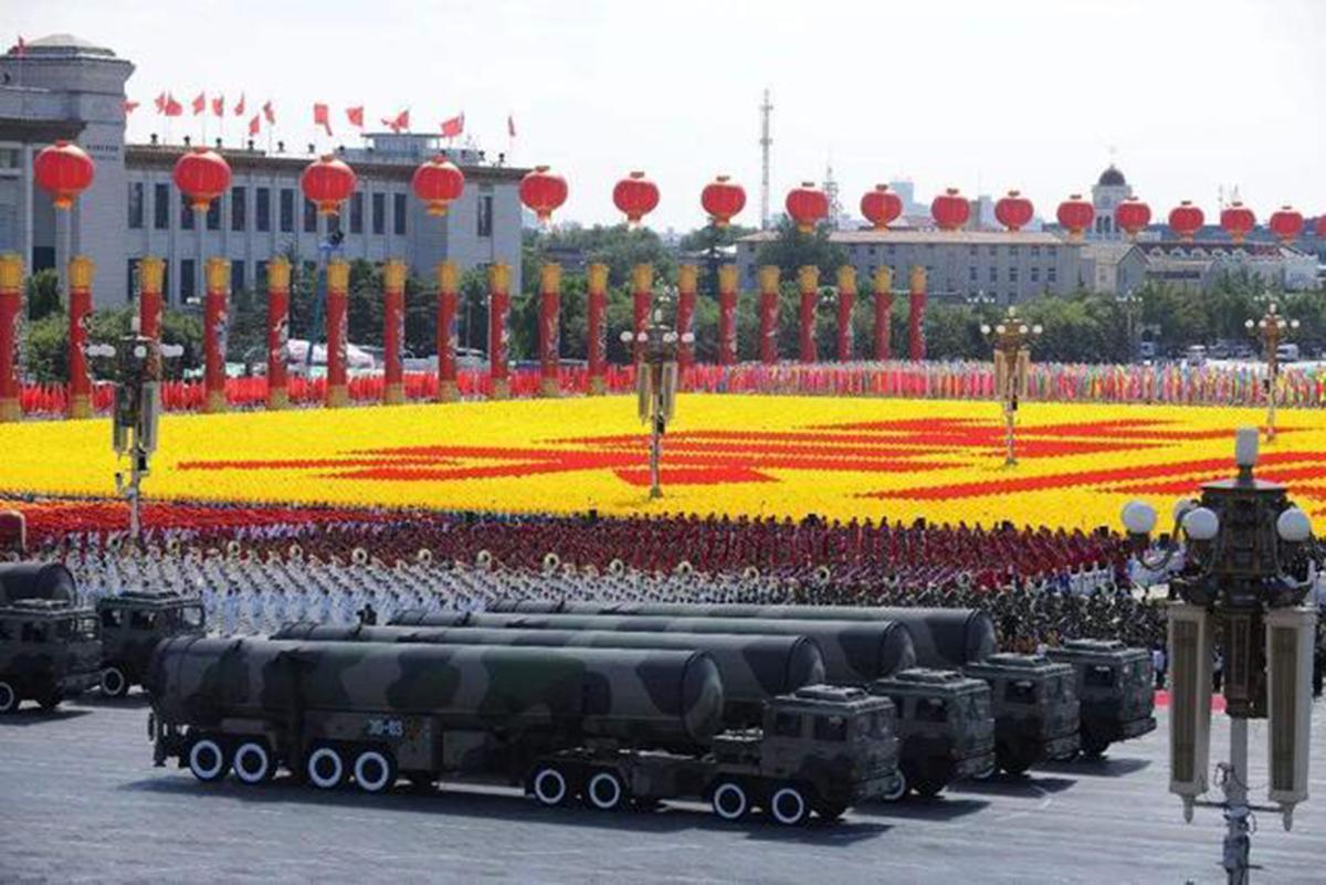 国庆阅兵方队领队，荣耀与责任，国庆阅兵方队领队，荣耀与责任的担当