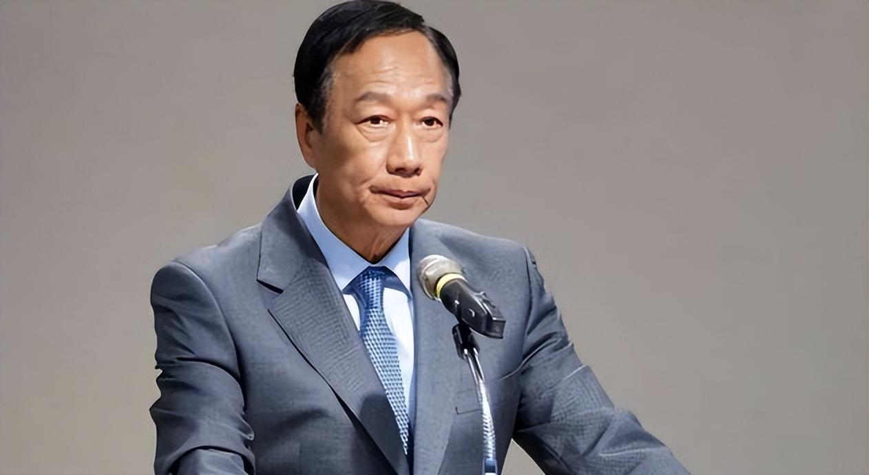 解放军在东海南海军演，展示力量，维护和平，解放军东海南海军演，展示力量，捍卫和平