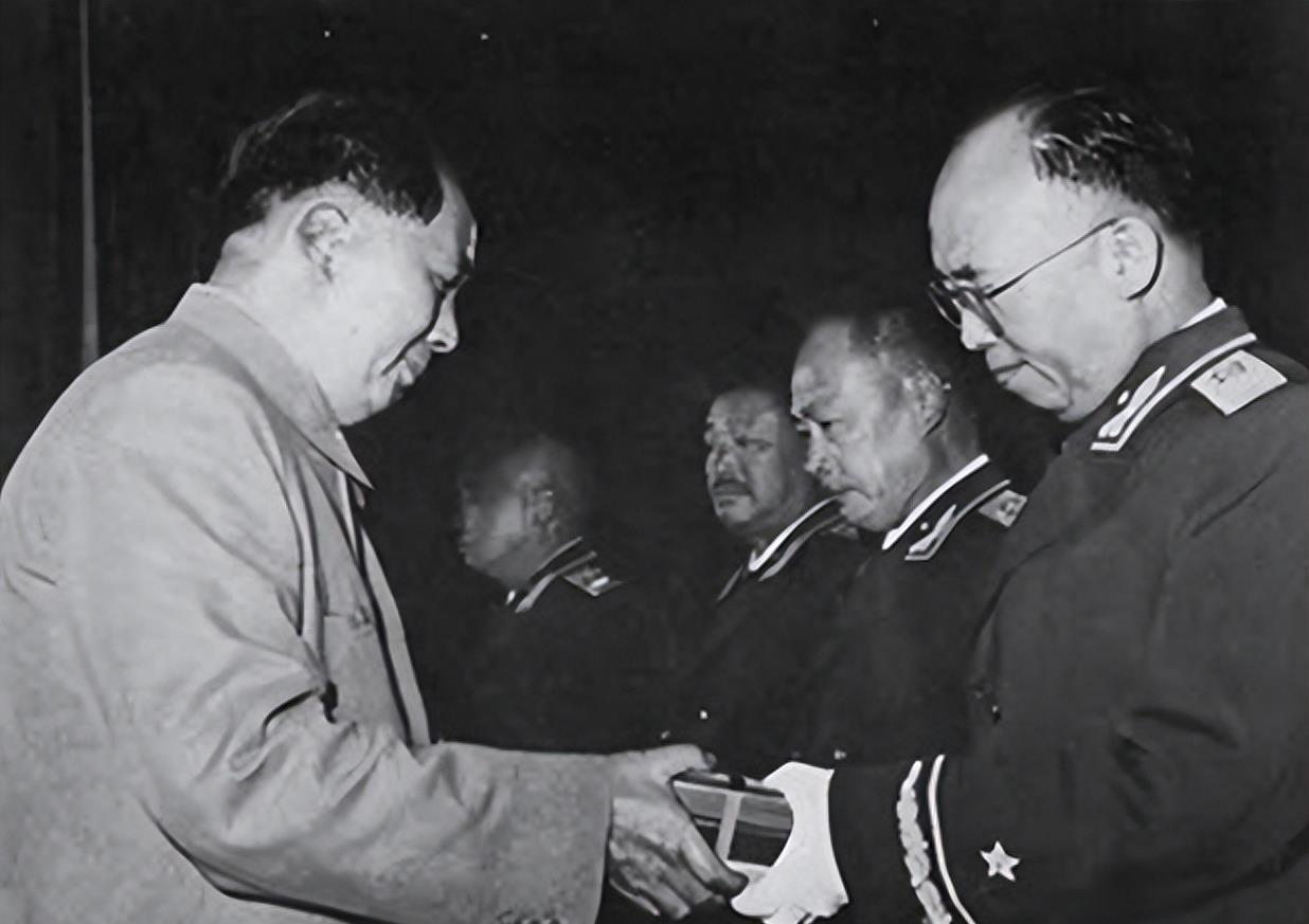 解放军报纸查询官网，权威资讯的在线门户，解放军报纸查询官网，权威资讯在线门户