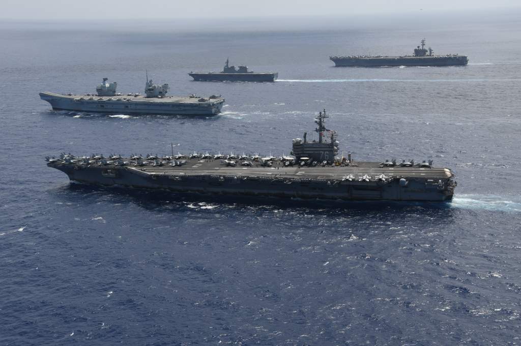 美国舰队进入南海2021，地区动态与国际视角，南海舰队动态，美国舰队进入南海与地区动态及国际视角分析