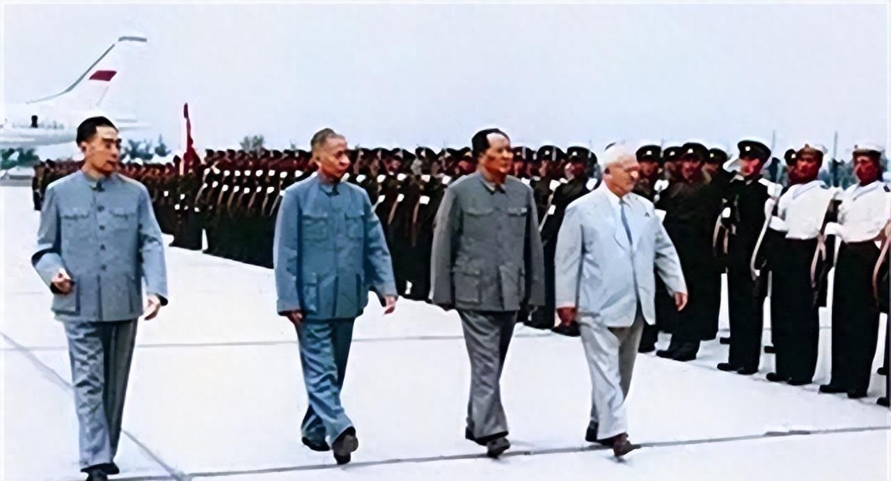 俄罗斯向中国出售苏-57战机，深化合作与战略转型的关键一步，俄罗斯向中国出售苏-57战机，深化合作的关键一步，战略转型的里程碑