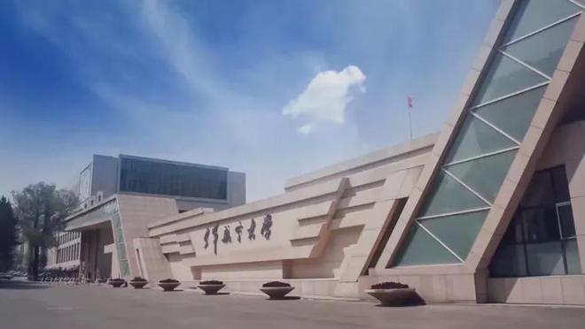 中国解放军空军航空大学，培养精英的摇篮，中国解放军空军航空大学，精英培养的摇篮
