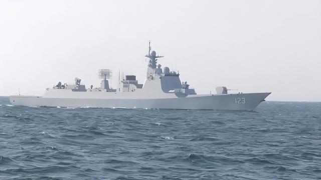 霍邱舰，中国海军的新生力量，中国海军新生力量——霍邱舰亮相