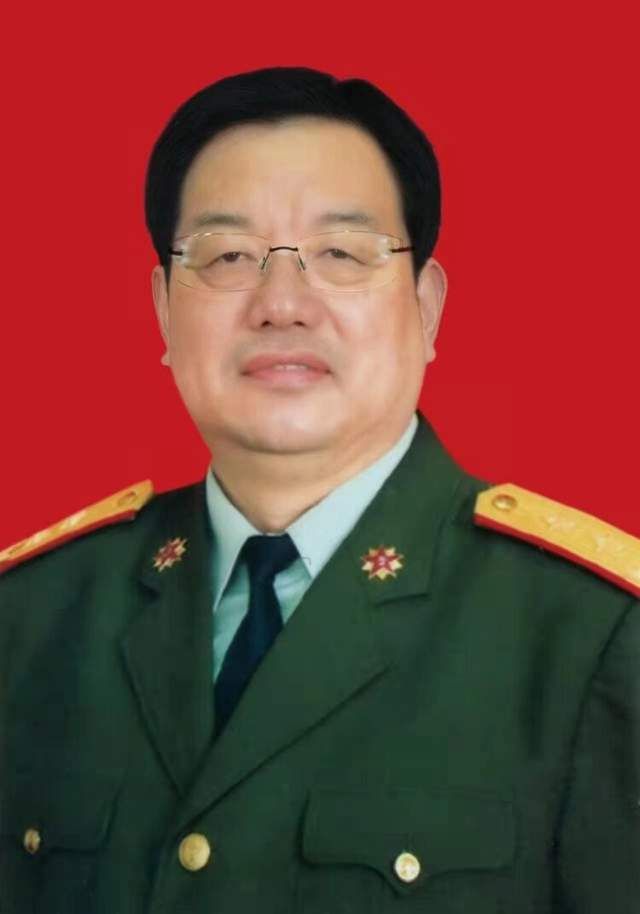 陆航局盛建忠，领航航空事业的杰出领导者，陆航局盛建忠，航空事业的卓越领航者