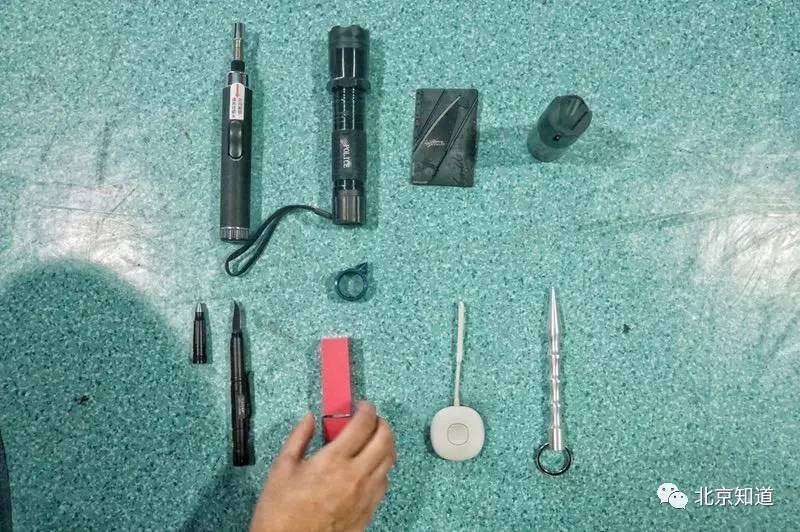 购买防身武器，理性选择与安全意识的体现，购买防身武器，理性选择彰显安全意识