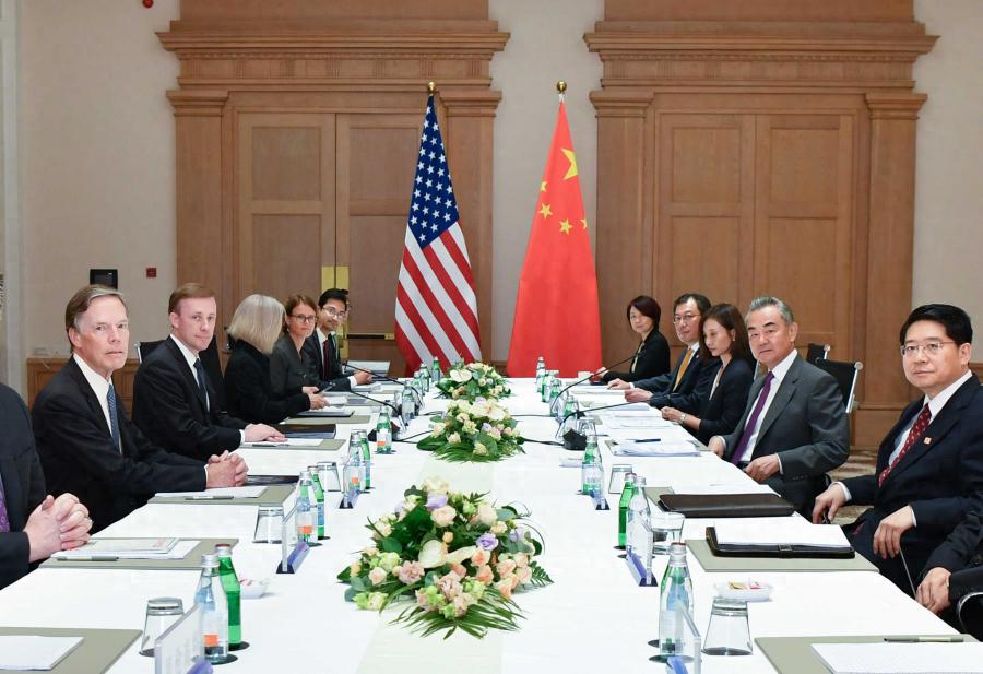 中国已经正式开战，迈向新时代的强国之路，中国迈向强国之路，新时代的征程正式开启