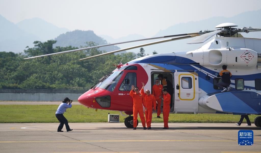 AC313军用版，空中力量的新标杆，AC313军用版，空中力量新标杆