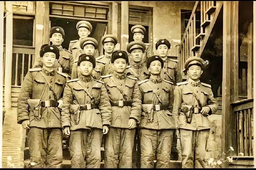 中国人民解放军志愿兵，无私奉献与英勇奋斗的精神象征，中国人民解放军志愿兵，无私奉献与英勇奋斗的精神典范