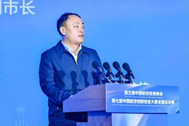 涡扇15张勇，动力之心的传奇人物，涡扇传奇张勇，动力之心的探索者