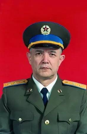 中国人民解放军将军军服，荣耀的象征与时代的印记，中国人民解放军将军军服，荣耀的象征与时代印记的交织