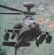 坦克与阿帕奇武装直升机，钢铁巨兽与空中霸主的动画对决，钢铁巨兽与空中霸主，坦克与阿帕奇武装直升机的动画激战